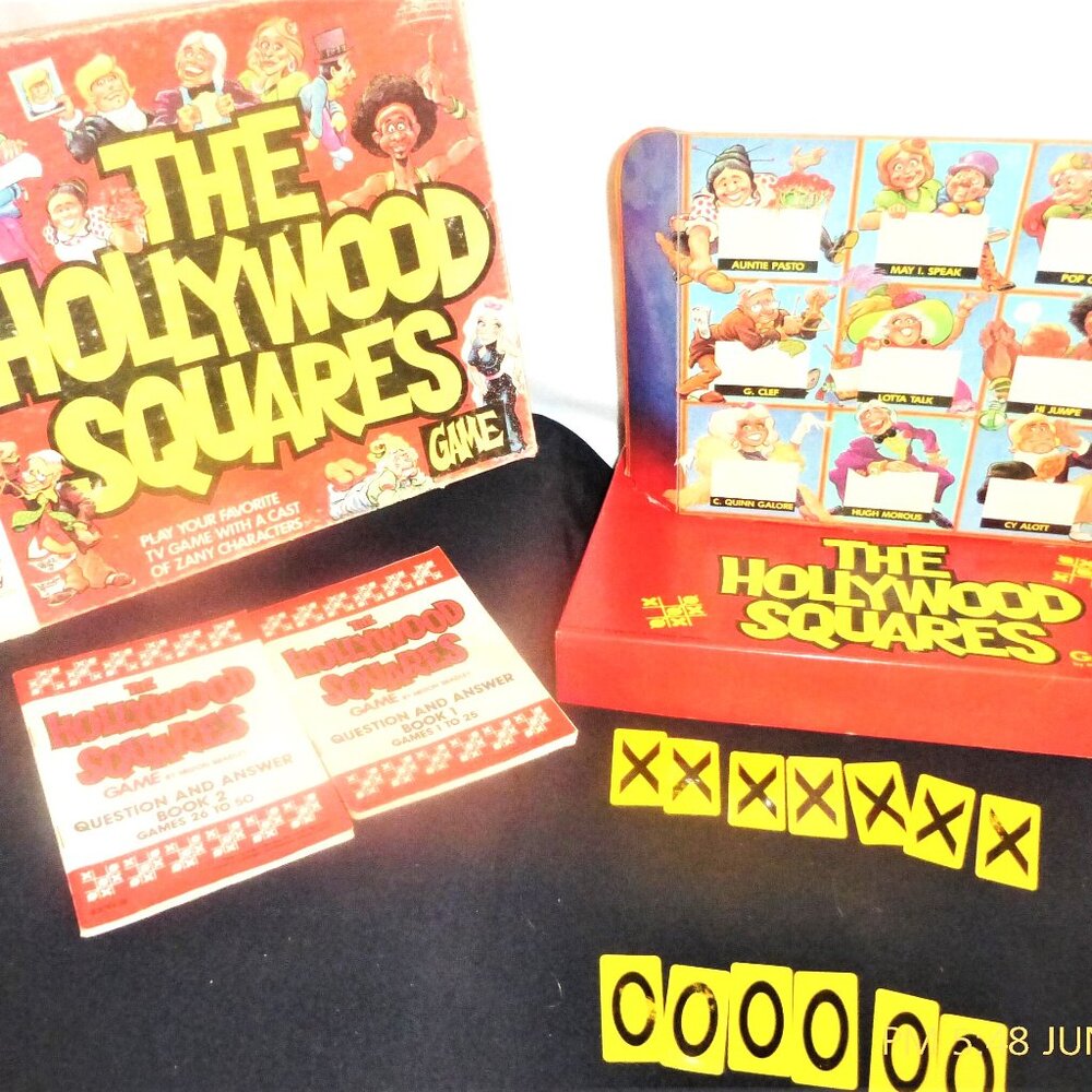 Complete 1980 Milton Bradley HOLLYWOOD SQUARES Game Vintage Board Game TV Stars